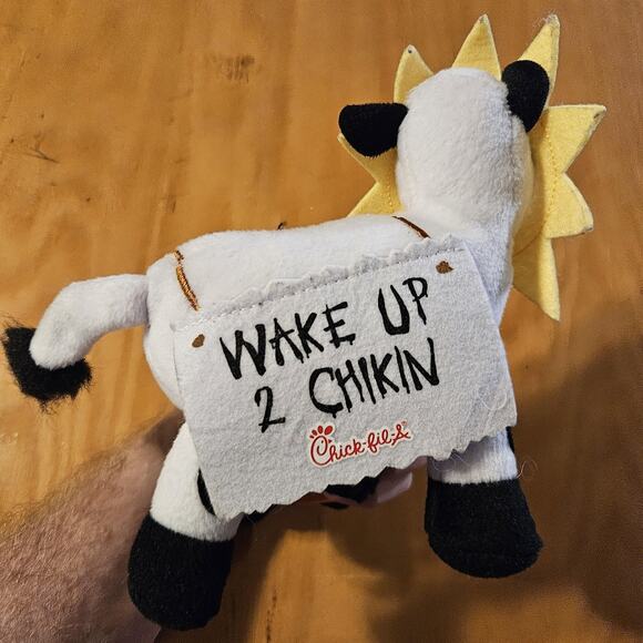 Chick-fil-A Wake Up 2 Chikin Cow Plush Toy 2017 Sun Costume Advertising Promo - Picture 2 of 8
